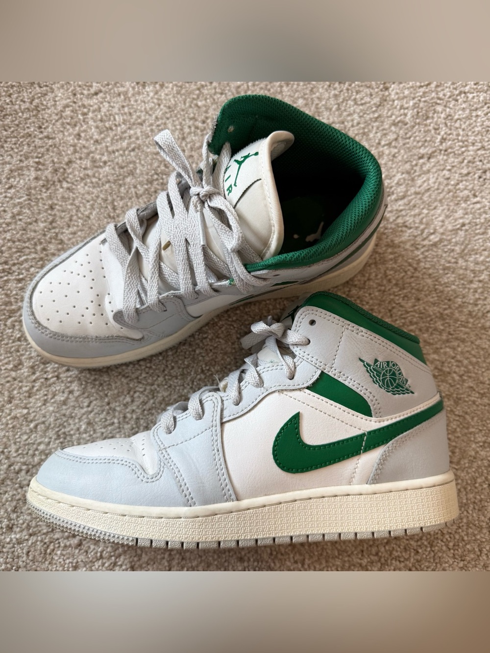 Air Jordan 1 Mid Size 5 Youth PINE GREEN SMOKE GREY DQ8423-142